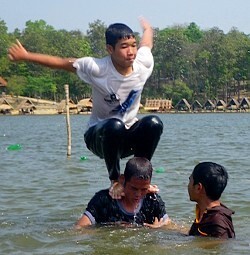 Huay Tueng Tao Lake